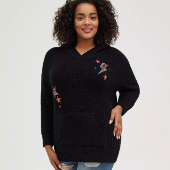 Torrid Raglan Hoodie Sweater - Embroidered Star Black NWT NEW 3x pocket - Picture 1 of 15